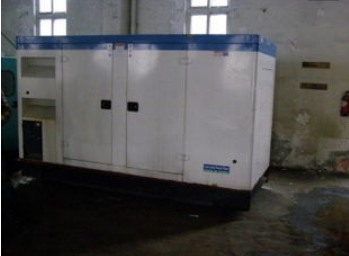 黄浦康明斯150kw大型柴油二手发电机组 黄浦康明斯150kw大型柴油二手发电机组